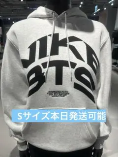 NIKE BTS コラボ パーカー フーディー XL - メルカリ