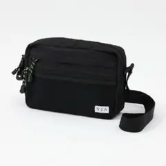 ウエスト　ポーチ　黒