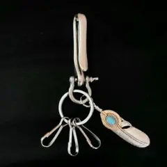 真鍮&ステンレス　シルバー　ターコイズフェザー付　キーホルダー　 キーフック