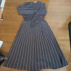 オペーク　グレー ストライプ柄 長袖ニットワンピース