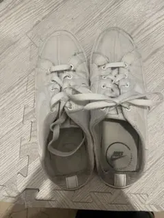 Nike コートレガシー ミュール スニーカー 25 db3970-100