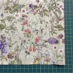 T28 ワイルドフラワーズ グリーン 108×24cmリバティ タナローン