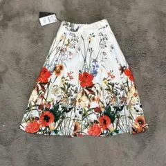 未使用　ZARA フラワープリント フレアスカート XSのサムネイル
