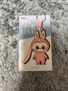 PIN FOR LOVE ぬいぐるみペンダント　ラブブ