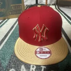 NEW ERA ニューヨークヤンキース キャップ レッド×ゴールド