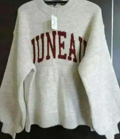 タグ付き未使用品　コカ　ニット　ベージュ　ロゴニット