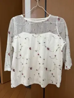 シースルー刺繍トップスお値下げしました！