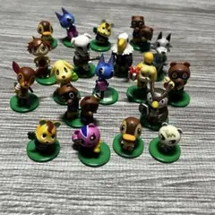 あつまれどうぶつの森　チョコエッグ　フィギュア　計19体（かぶりアリ）