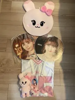 NiziU ミイヒピョンピョングッズ セット（Tシャツ・うちわケース、うちわ等） NiziU ミイヒピョンピョングッズ セット（Tシャツ・うちわケース