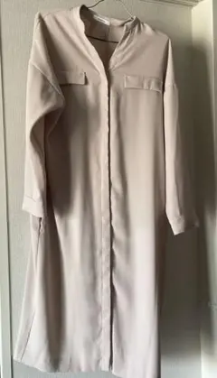 OPAQUE CLIP ベージュ長袖シャツワンピース