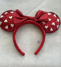 赤いハート型スパンコールカチューシャ