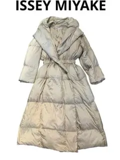 ISSEY MIYAKE イッセイミヤケ ダウンコートのサムネイル