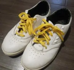 グリーン スニーカー