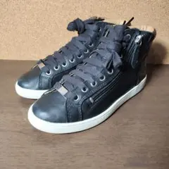 UGG アグ ハイカットスニーカー OLLI レザー ブラック 24.0 - メルカリ