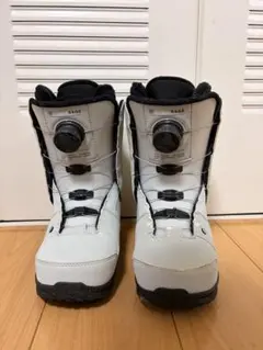 RIDEスノーボードブーツ 女性用 24cmのサムネイル