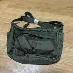 マルチポケットショルダーバッグ ユニクロ