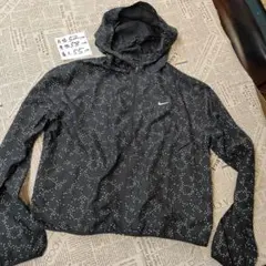 NIKERUNNING　ナイキランニング　トレーニングウェア　ランニングウェア