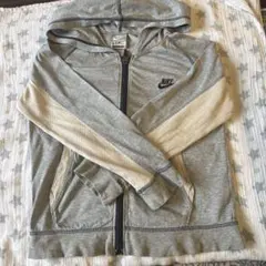 Nike ジップアップパーカー 黒/グレー　110センチ