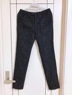 ブラックマウジー　ストレートパンツ　美脚　グレー　オフィスカジュアル　通勤