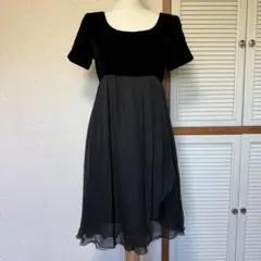 美品 フォクシーブティック ベロアワンピース 40 ブラック