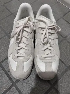 adidas ホワイト/グレー スニーカー