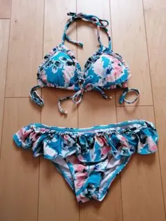 レベッカテイラー　ビキニ　花柄　青