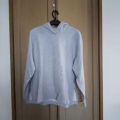 ユニクロ パーカー　グレー 新品未使用