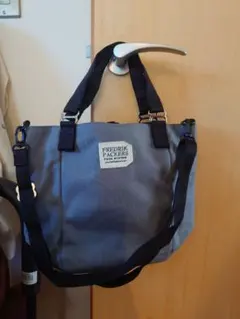 まな様専用 　FREDRIK PACKERS・ グレー ショルダーバッグ