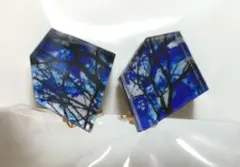 イヤリング　木の模様　青系