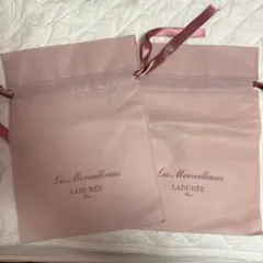 Les Merveilleuses LADUREE 不織布　巾着袋 2枚セットのサムネイル