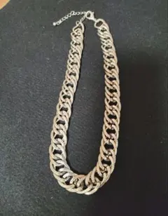 Item thumbnail for item 89e0b513-bb1c-49e6-ae3c-07e06b79d1b2