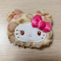 サンリオ　ハローキティ　ヒョウ柄　ヘアクリップ