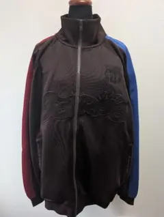 【超稀少】トラヴィススコット × ナイキ × FCバルセロナ