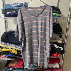 90sヴィンテージXLメンズ古着Vネックグレーボーダーtシャツ海外直輸入