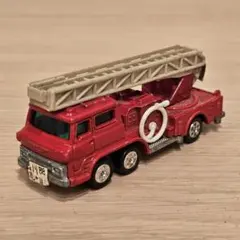 トミカ 絶版赤箱 日本製□29 日野 はしご 消防車 □ - メルカリ