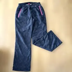 キスマーク　ウィンドパンツ