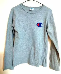 チャンピオン　長袖Tシャツ　140センチ