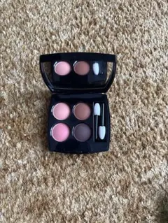 CHANEL アイシャドウ レキャトルオンブル392 イニシアシオンのサムネイル
