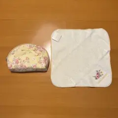 LAURA ASHLEY ポーチ タオルハンカチ セットのサムネイル