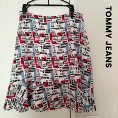 TOMMY JEANS 総柄 フレアスカートのサムネイル