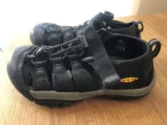 KEEN ブラック サンダル　20センチ