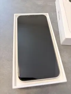 【美品】Apple iPhone 13 mini スターライト 本体