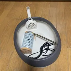 未使用品￼ ネコトイレ&保温電球￼40Wタイプsetのサムネイル