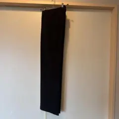 ZARA センタープレスパンツ