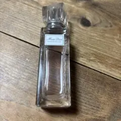 DIOR ブルーミングブーケ　ローラーパール