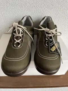 2025年最新】gore-tex スニーカーの人気アイテム - メルカリ