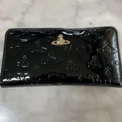 ヴィヴィアン★エナメル 黒 長財布（専用箱ヴィヴィアン柄薄紙付）