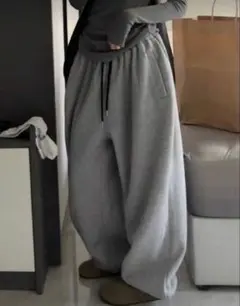 グレー ジョガーパンツ サイドポケット付き