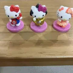 ハローキティ フィギュア 3体セット　チョコエッグ　チョコエック