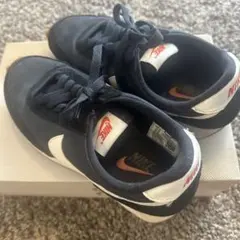NIKE スニーカー ブラック系
